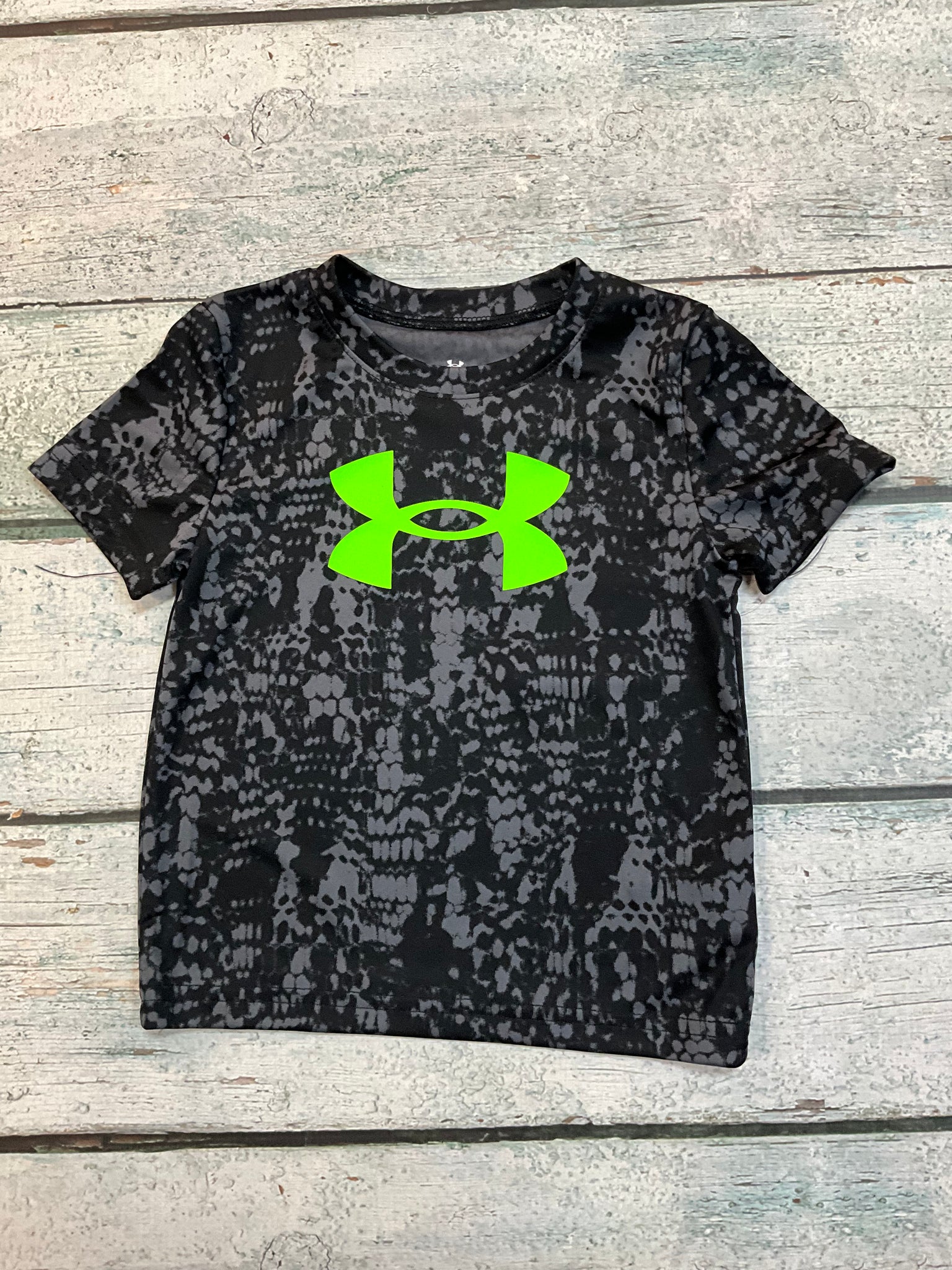 UA Tech Big Logo Black Splatter shirt